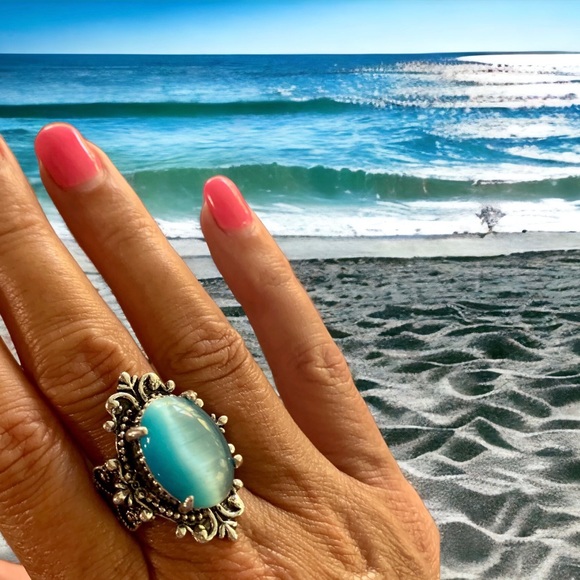 Ocean Blue Cat’s Eye Silver Plated Statement Fashion Ring Size 7 - Picture 4 of 15